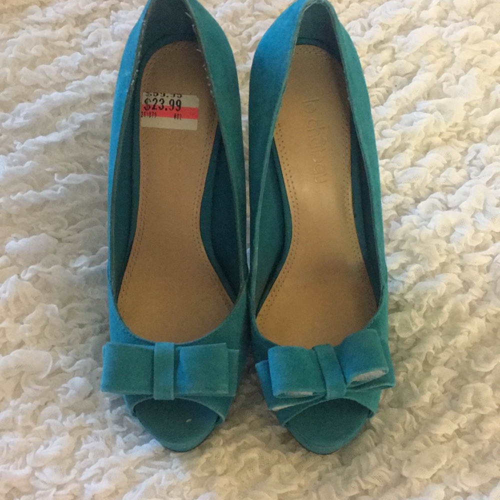 Turquoise Blue Platform Bow Heels - Picture 6 of 10
